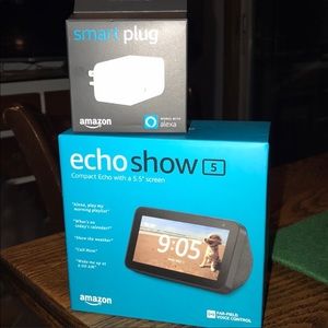 Never Opened or Used Smart Plug & Echo Show 5